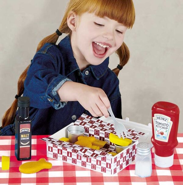 casdon-heinz-fish-chips-takeaway-set-wholesale-142851.jpg Casdon Heinz Fish & Chips Takeaway Set