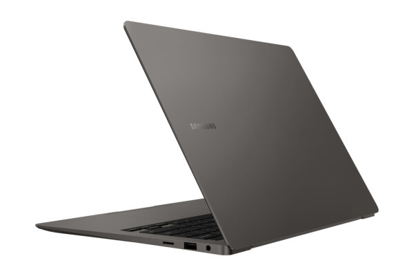 Samsung Galaxy Book Pro Galaxy Book3 Pro Enterprise Edition Intel® Core™ i5 i5-1340P Laptop 35.6 cm (14") WQXGA+ 16 GB LPDDR5-SDRAM 256 GB SSD Wi-Fi 6E (802.11ax) Windows 11 Pro English Graphite