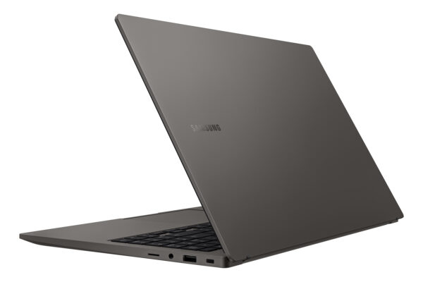 Samsung Galaxy Book Galaxy Book3 Enterprise Edition Intel® Core™ i5 i5-1335U Laptop 39.6 cm (15.6") Full HD 8 GB LPDDR4x-SDRAM 256 GB SSD Wi-Fi 6E (802.11ax) Windows 11 Pro UK English Graphite