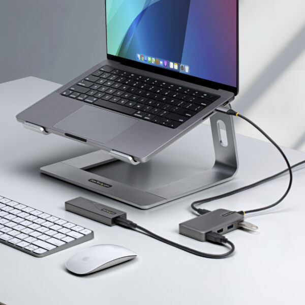 StarTech.com 4-Port USB-C Hub - 5Gbps - Bus Powered - USB C to 4x USB-A Hub w/ Optional Auxiliary Power Input - Portable Desktop/Laptop USB Hub - 1ft (30cm) Cable - USB Expansion Hub