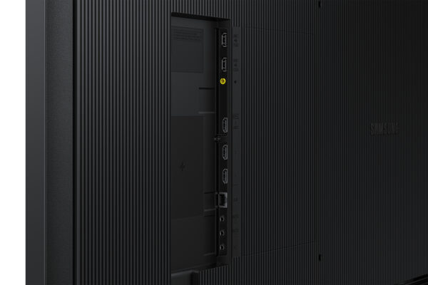 Samsung QB85C-N Digital signage flat panel 2.16 m (85") LED 350 cd/m² 4K Ultra HD Black Built-in processor Tizen 7.0 16/7