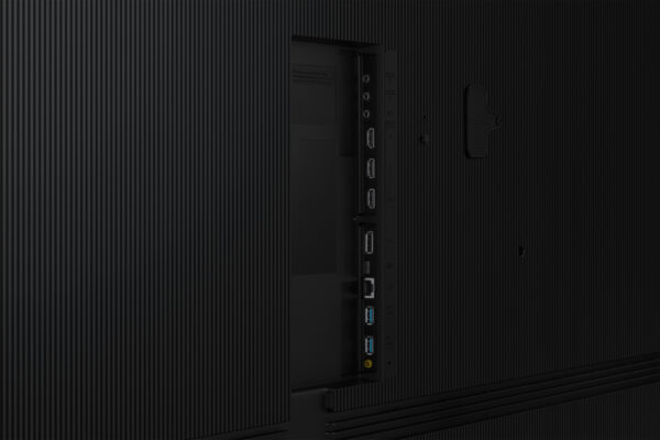 Samsung QPDX-5K Digital signage flat panel 2.67 m (105") LCD Wi-Fi 500 cd/m² 5K Ultra HD Black Tizen 7.0 24/7