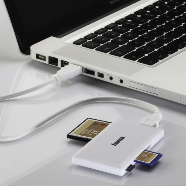 USB 3.0 MULTI CARD READER WHITE