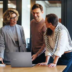 ASUS ExpertBook P3 PM3406CK-R515X AMD Ryzen™ AI 5 330 Laptop 35.6 cm