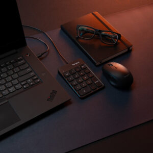 Targus AKP13GL numeric keypad Universal USB Black
