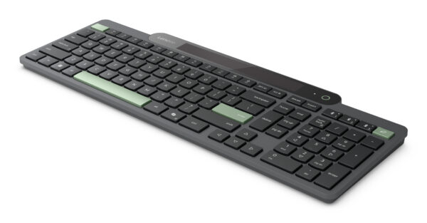 SELF-CHARGING BLUETOOTH KEYBOARD UK