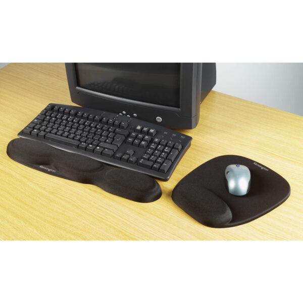 ENTRY LEVEL FOAM WRISTREST