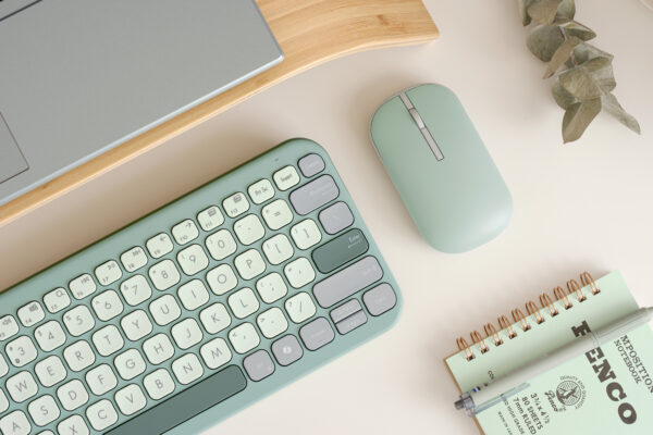 ASUS Marshmallow KW100 keyboard Home Bluetooth Green ASUS Marshmallow KW100 keyboard Home Bluetooth Green