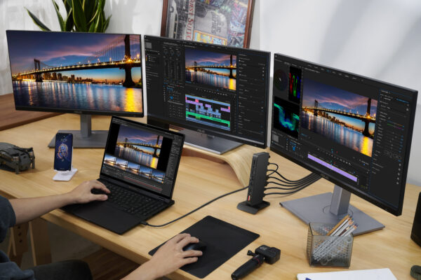 ASUS Triple 4K Thunderbolt 4 Dock DC500 Wired Black ASUS Triple 4K Thunderbolt 4 Dock DC500 Wired Black