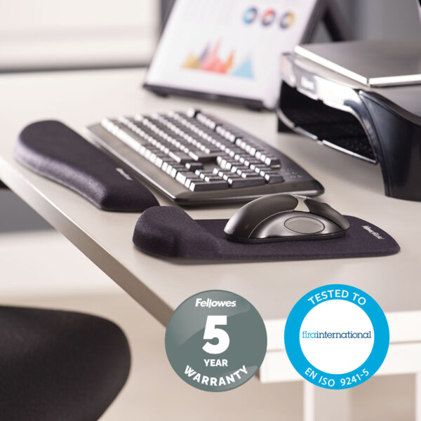 Fellowes Mouse Mat Wrist Support - PlushTouch Mouse Pad with Non Slip Fellowes Mouse Mat Wrist Support - PlushTouch Mouse Pad with Non Slip