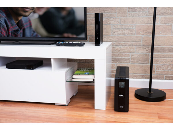 APC Back-UPS Pro, 1300VA/780W, Tower, 230V, 8x IEC C13 outlets, AVR, APC Back-UPS Pro, 1300VA/780W, Tower, 230V, 8x IEC C13 outlets, AVR, LCD, User Replaceable Battery