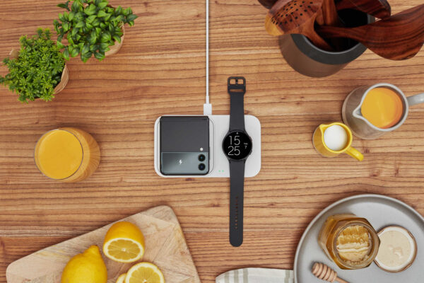 Samsung EP-P5400TWE Headset, Smartphone, Smartwatch White USB Samsung EP-P5400TWE Headset, Smartphone, Smartwatch White USB Wireless charging Fast charging Indoor
