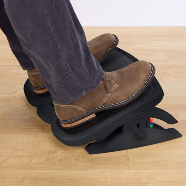 SOLEMATE PLUS FOOT REST BLACK