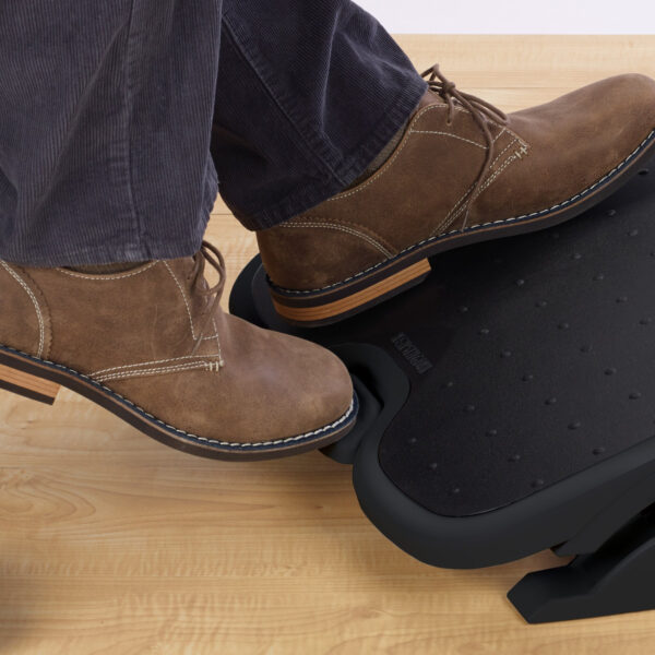 SOLEMATE PLUS FOOT REST BLACK