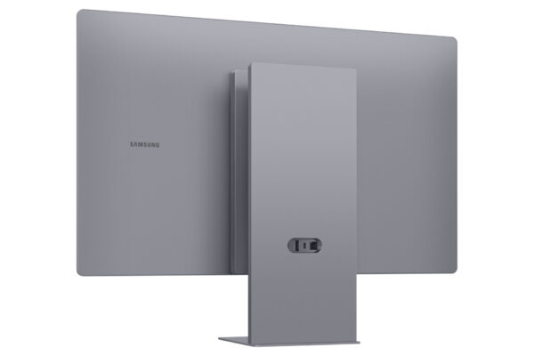 SAMSUNG 32 SMART MONITOR M9 M90SF UH