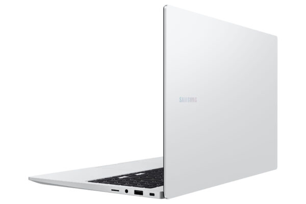 Samsung Galaxy Book4 (15.6", Core 5, 8GB) Samsung Galaxy Book4 (15.6", Core 5, 8GB)
