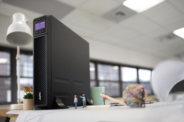 APC SMART-UPS ON-LINE DOUBLE-CONV