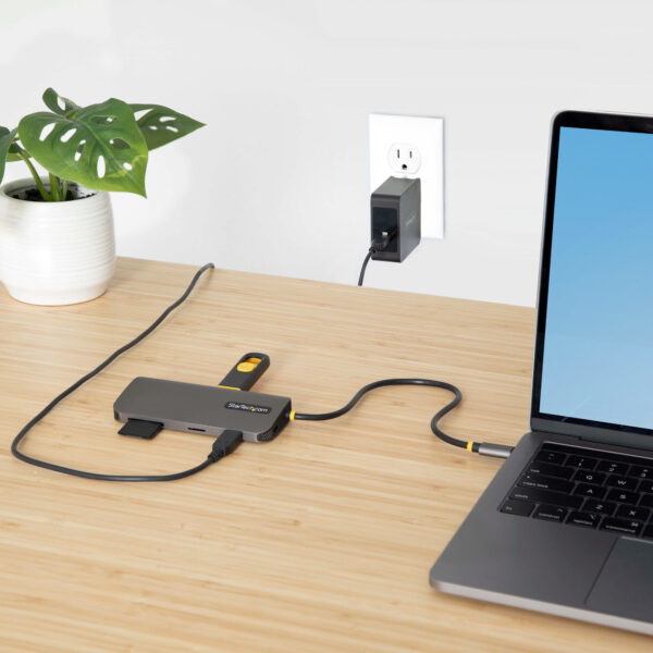 StarTech.com USB C Multiport Adapter 4K 60Hz HDMI Video, 3 Pt 5Gbps