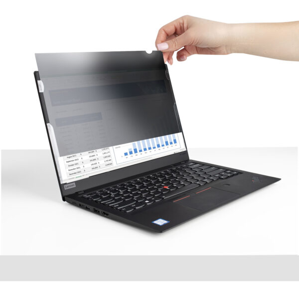 StarTech.com 15.6-inch 16:9 Laptop Privacy Filter, Anti-Glare Privacy