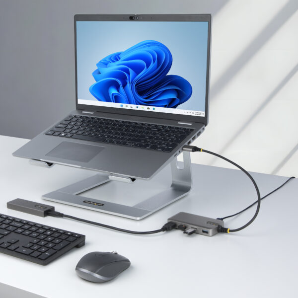 StarTech.com 4-Port USB Hub - USB 3.0 5Gbps, Bus Powered, USB-A to 4x