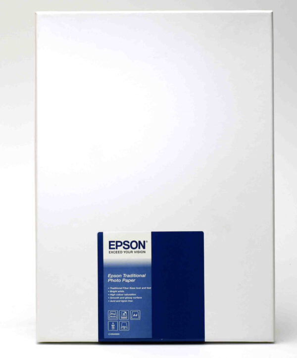 Epson Traditional Photo Paper, DIN A4, 330g/m², 25 Sheets Epson Traditional Photo Paper, DIN A4, 330g/m², 25 Sheets