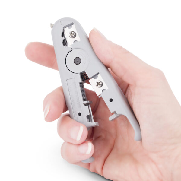 StarTech.com Network Cable Stripper and Cutter, Professional Wire StarTech.com Network Cable Stripper and Cutter, Professional Wire