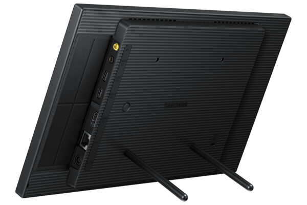 Samsung QB13C-T Digital signage flat panel 33 cm (13") LCD Wi-Fi 500