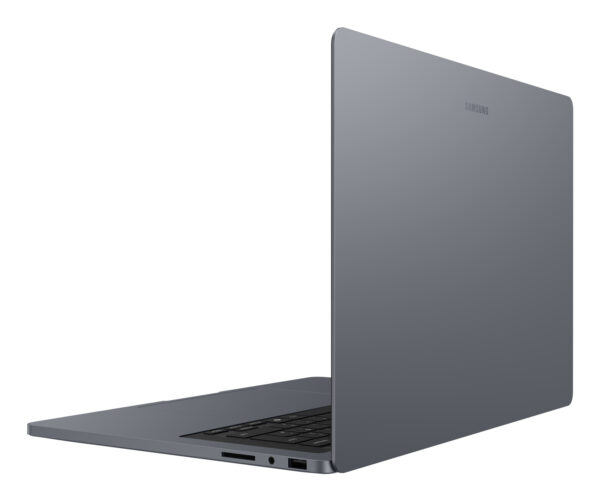 Samsung Galaxy Book6 Ultra (16", Core Ultra 7, 32GB), a Copilot+ PC