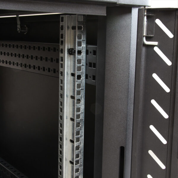 StarTech.com 4-Post 12U Server Rack Cabinet, Lockable 19" Data Rack StarTech.com 4-Post 12U Server Rack Cabinet, Lockable 19" Data Rack