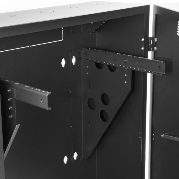 StarTech.com 8U 19" Vertical Wall Mount Server Rack Cabinet - Low