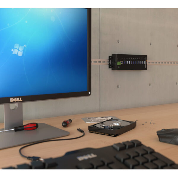 StarTech.com 10-Port Industrial USB 3.0 Hub - ESD and Surge StarTech.com 10-Port Industrial USB 3.0 Hub - ESD and Surge