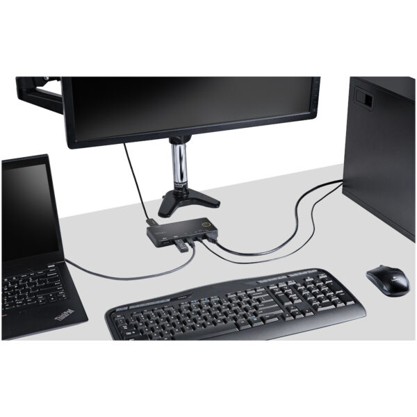 StarTech.com 2 Port Hybrid USB-A + HDMI & USB-C KVM Switch - Single StarTech.com 2 Port Hybrid USB-A + HDMI & USB-C KVM Switch - Single