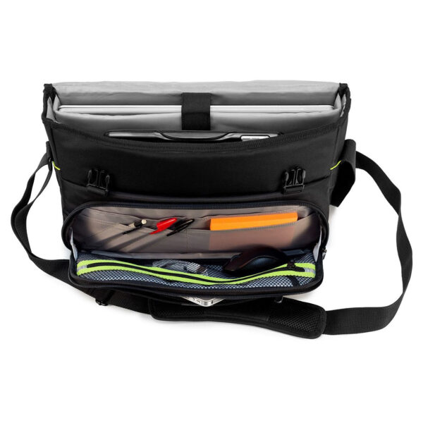Targus City Gear 35.6 cm (14") Messenger case Black Targus City Gear 35.6 cm (14") Messenger case Black