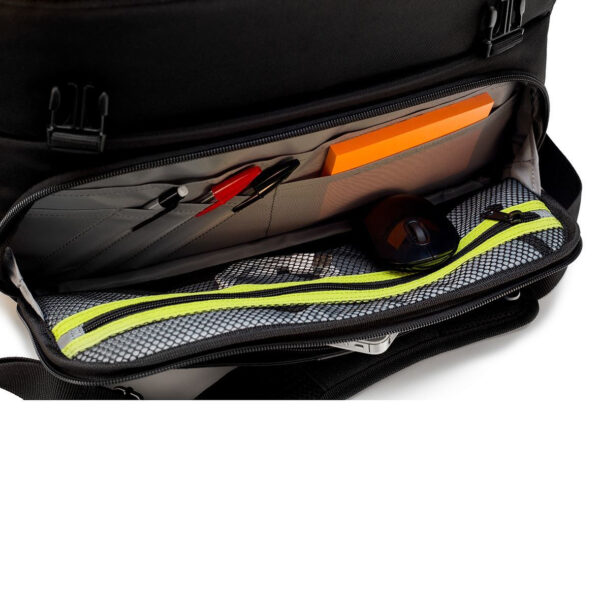 Targus City Gear 35.6 cm (14") Messenger case Black Targus City Gear 35.6 cm (14") Messenger case Black