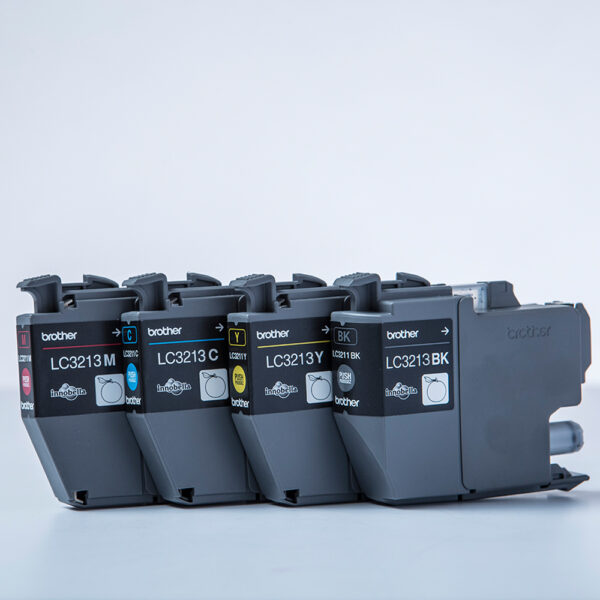 Brother LC3213VAL ink cartridge 4 pc(s) Original High (XL) Yield